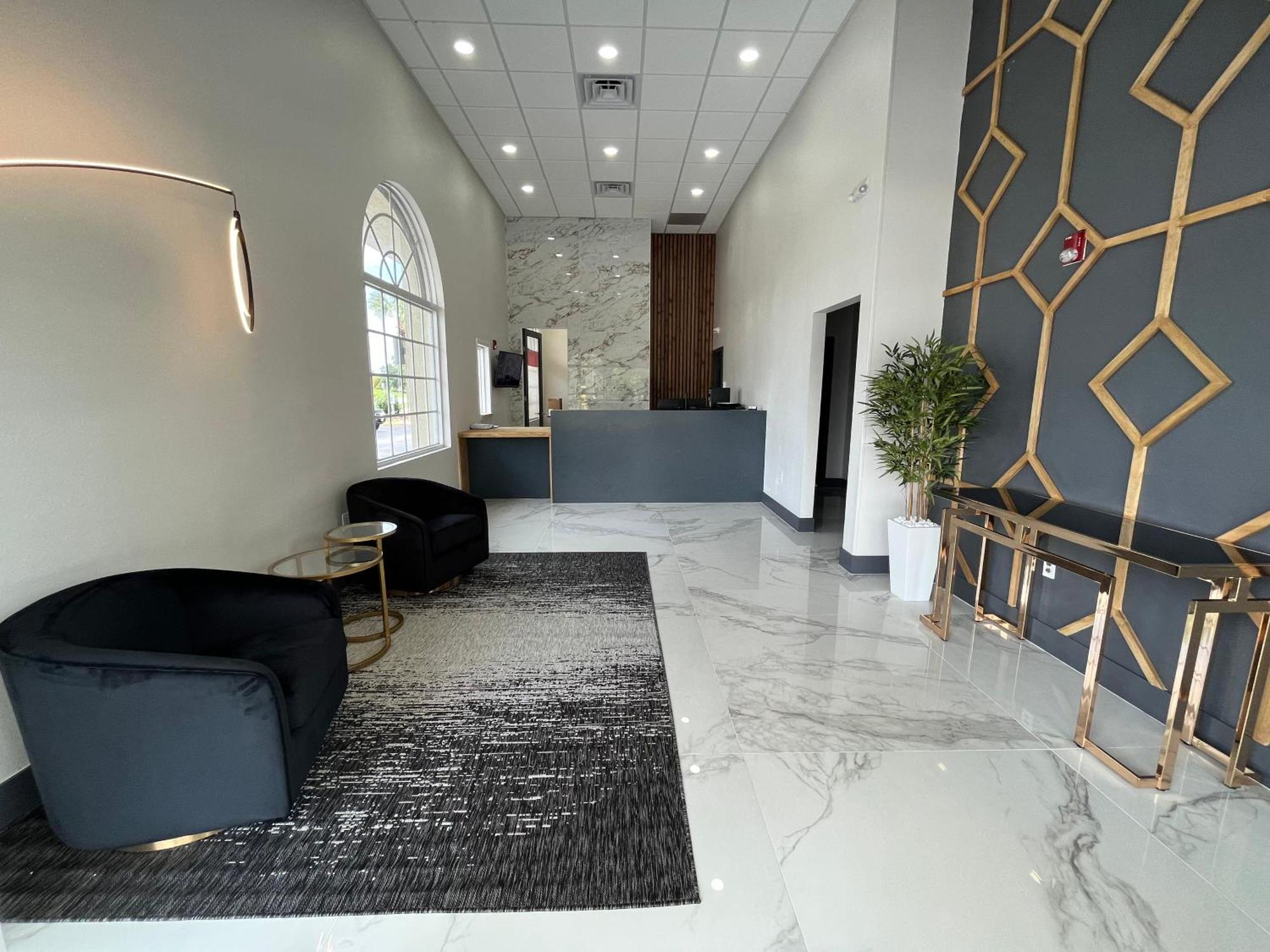 Serena Inn Citrus Ridge Bagian luar foto