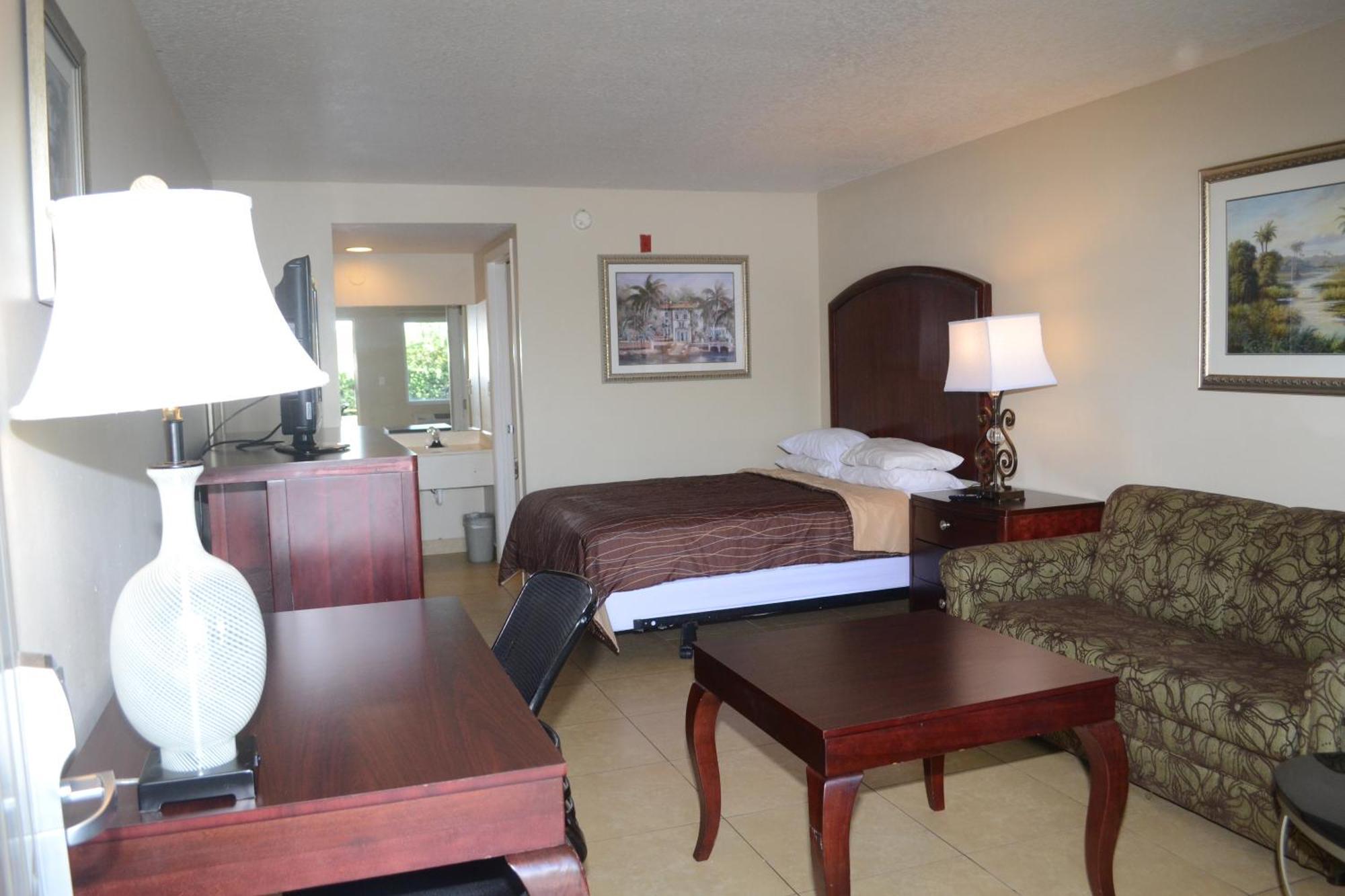 Serena Inn Citrus Ridge Bagian luar foto