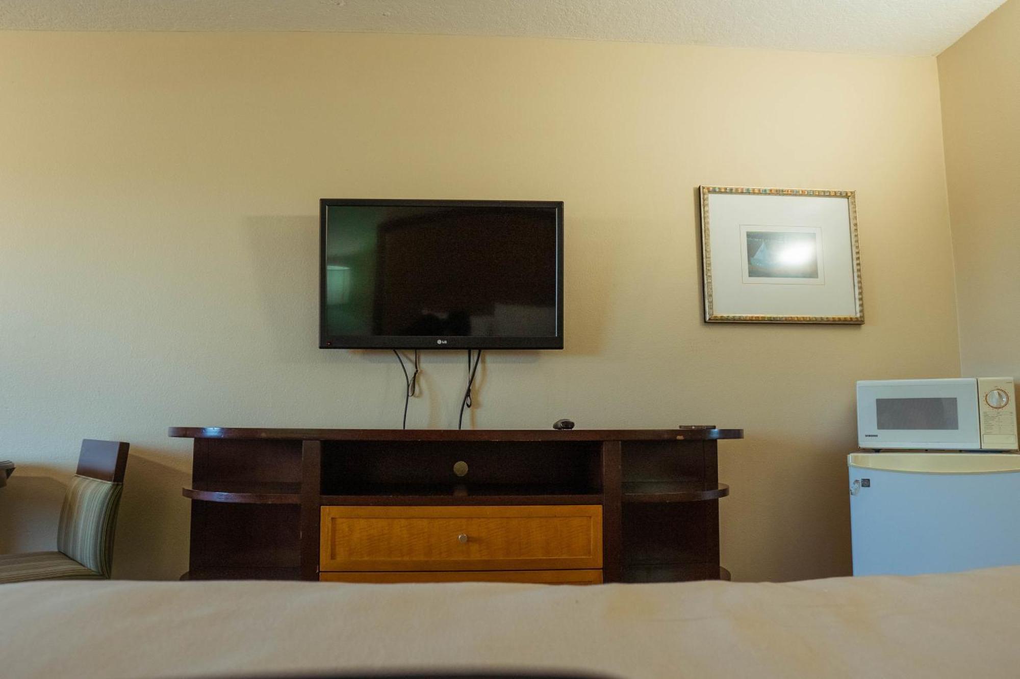 Serena Inn Citrus Ridge Bagian luar foto